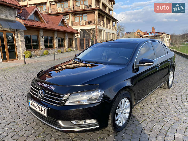 Седан Volkswagen Passat 2014 в Мукачево