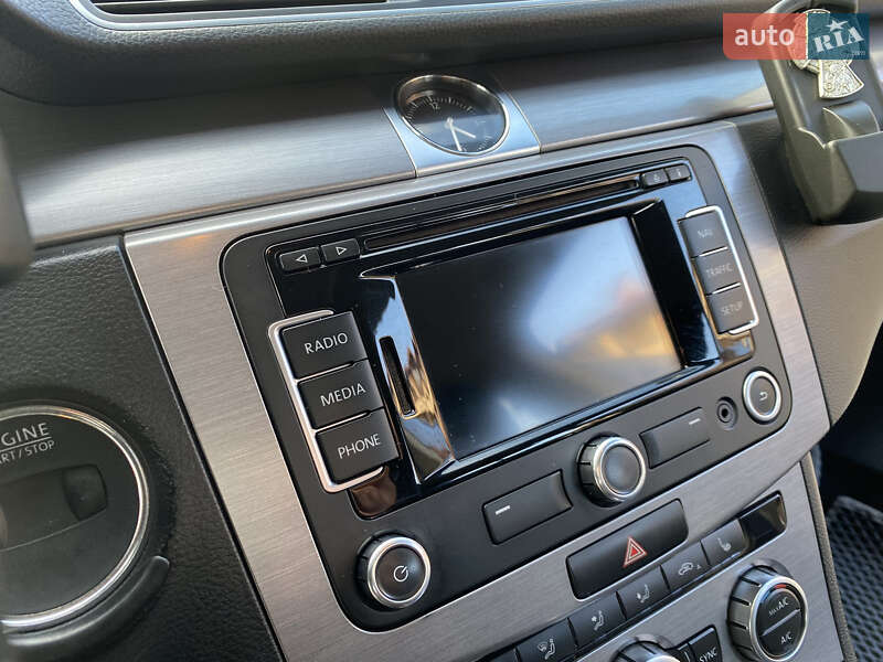 Седан Volkswagen Passat 2014 в Мукачево