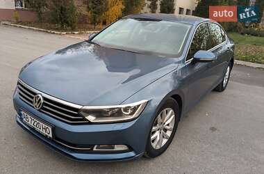 Седан Volkswagen Passat 2015 в Вінниці