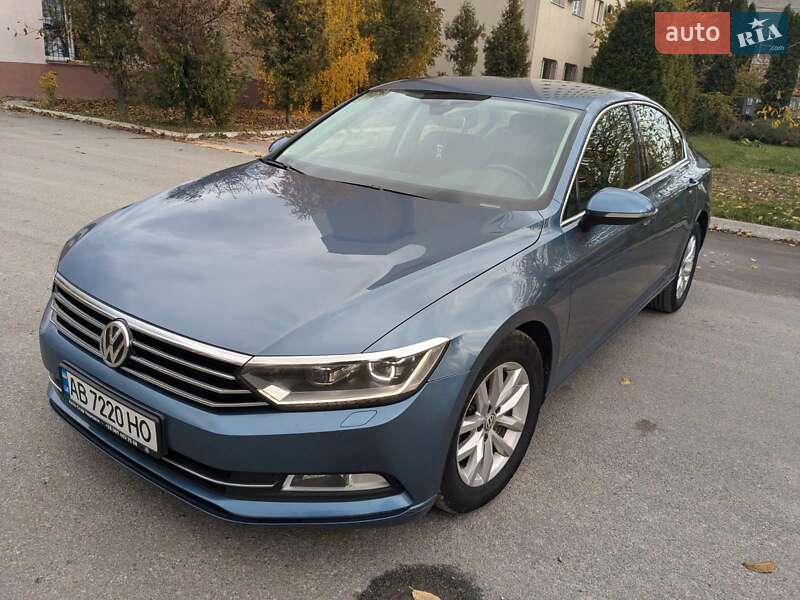 Седан Volkswagen Passat 2015 в 