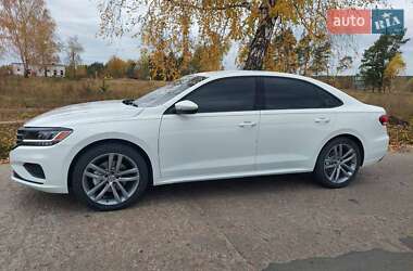 Седан Volkswagen Passat 2019 в Шостке