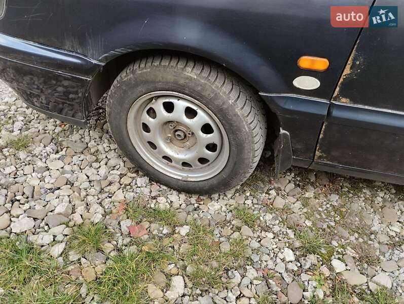 Универсал Volkswagen Passat 1995 в Ивано-Франковске