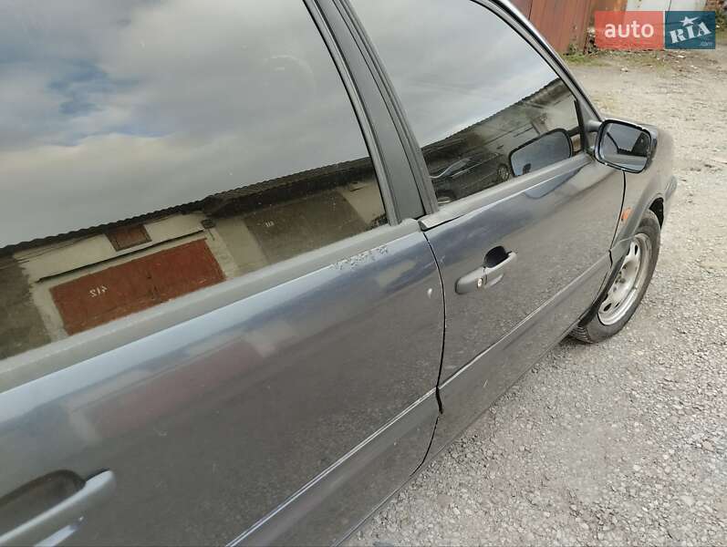 Универсал Volkswagen Passat 1995 в Ивано-Франковске