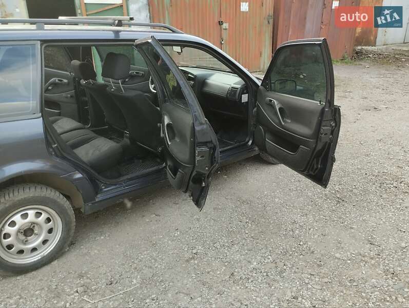 Универсал Volkswagen Passat 1995 в Ивано-Франковске