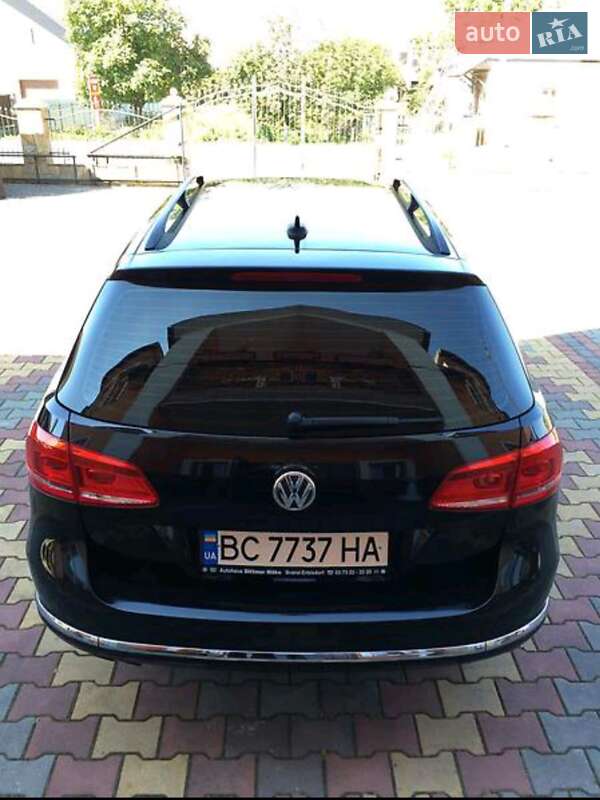 Универсал Volkswagen Passat 2012 в Стрые