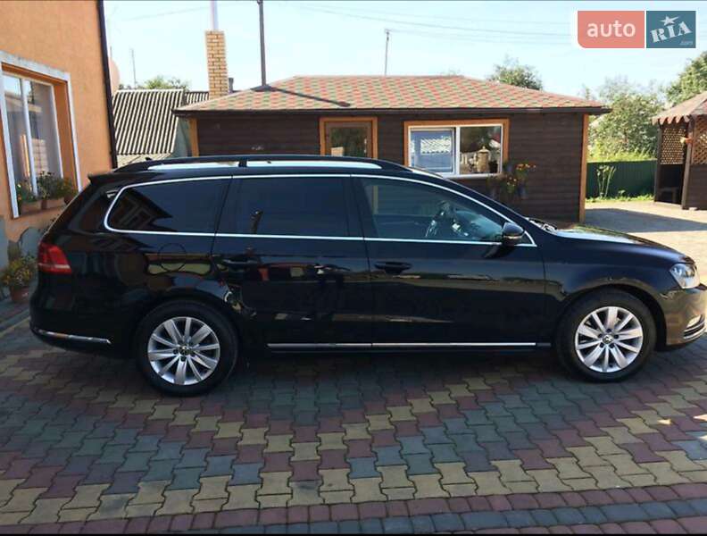 Универсал Volkswagen Passat 2012 в Стрые