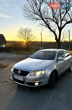 Седан Volkswagen Passat 2005 в Каменец-Подольском