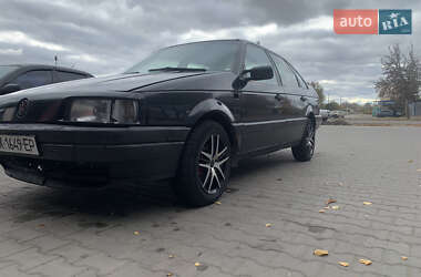 Седан Volkswagen Passat 1991 в Первомайську