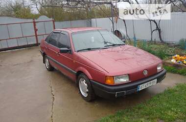 Седан Volkswagen Passat 1990 в Городенке