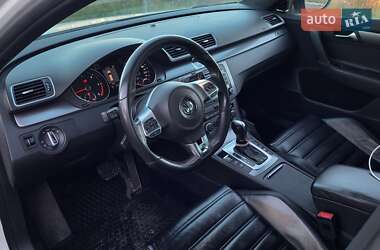 Універсал Volkswagen Passat 2012 в 