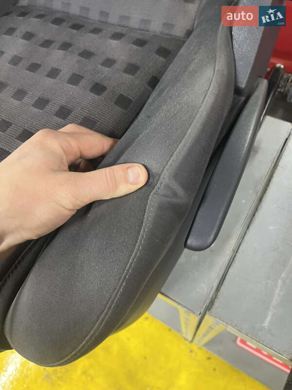 Универсал Volkswagen Passat 2004 в Черновцах