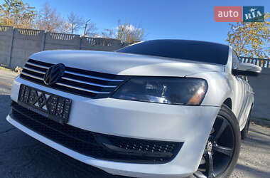 Седан Volkswagen Passat 2014 в Днепре