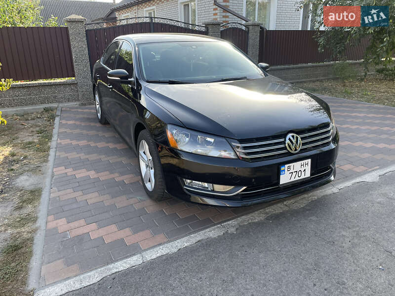 Седан Volkswagen Passat 2014 в Лохвице