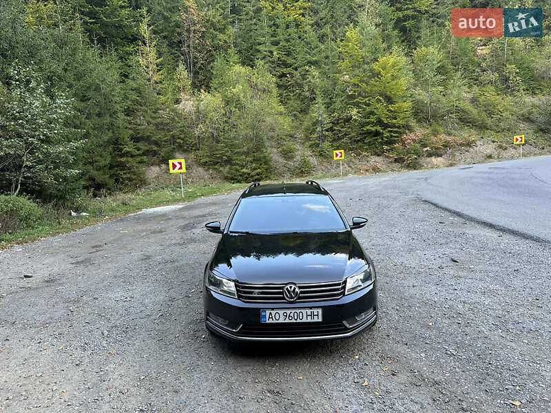 Универсал Volkswagen Passat 2013 в Ужгороде