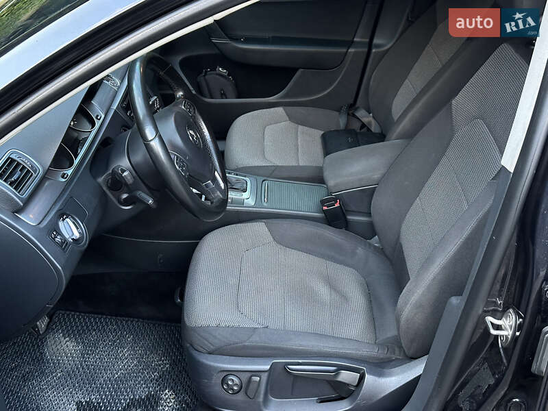 Универсал Volkswagen Passat 2013 в Ужгороде