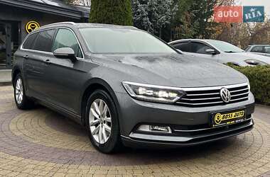 Універсал Volkswagen Passat 2015 в Львові