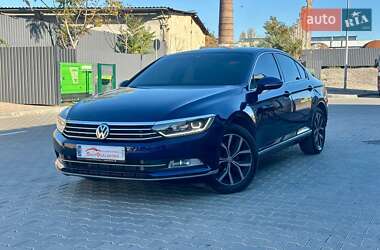 Седан Volkswagen Passat 2018 в Одесі