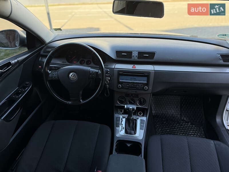 Универсал Volkswagen Passat 2008 в Ивано-Франковске