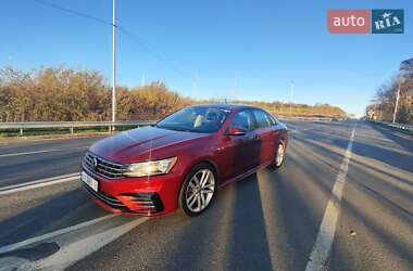 Седан Volkswagen Passat 2018 в Хмельницькому