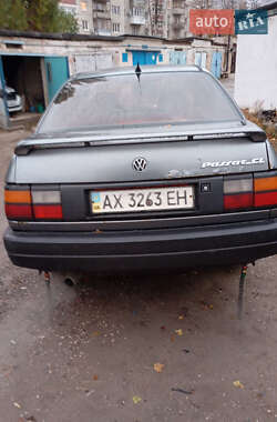 Седан Volkswagen Passat 1989 в Харкові