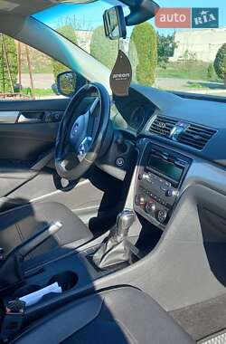 Седан Volkswagen Passat 2014 в 