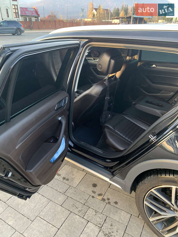 Универсал Volkswagen Passat 2015 в Хусте