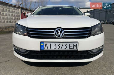 Седан Volkswagen Passat 2012 в Києві