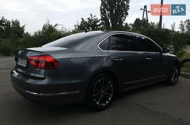 Седан Volkswagen Passat 2015 в Кривому Розі