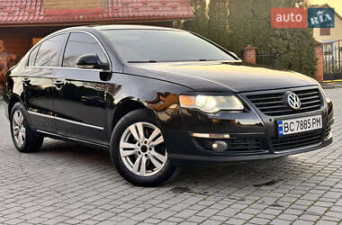 Седан Volkswagen Passat 2006 в Ходореві