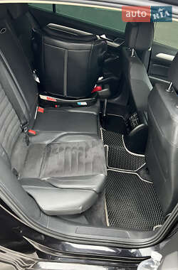Седан Volkswagen Passat 2015 в 