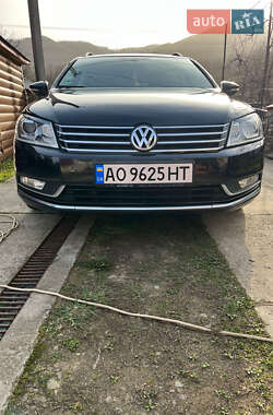 Універсал Volkswagen Passat 2013 в Міжгір'ї