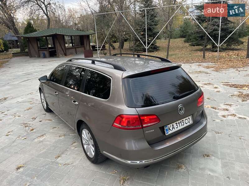 Универсал Volkswagen Passat 2011 в Николаеве