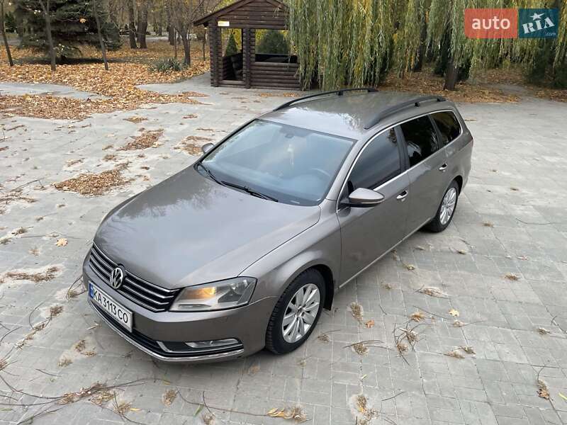 Универсал Volkswagen Passat 2011 в Николаеве