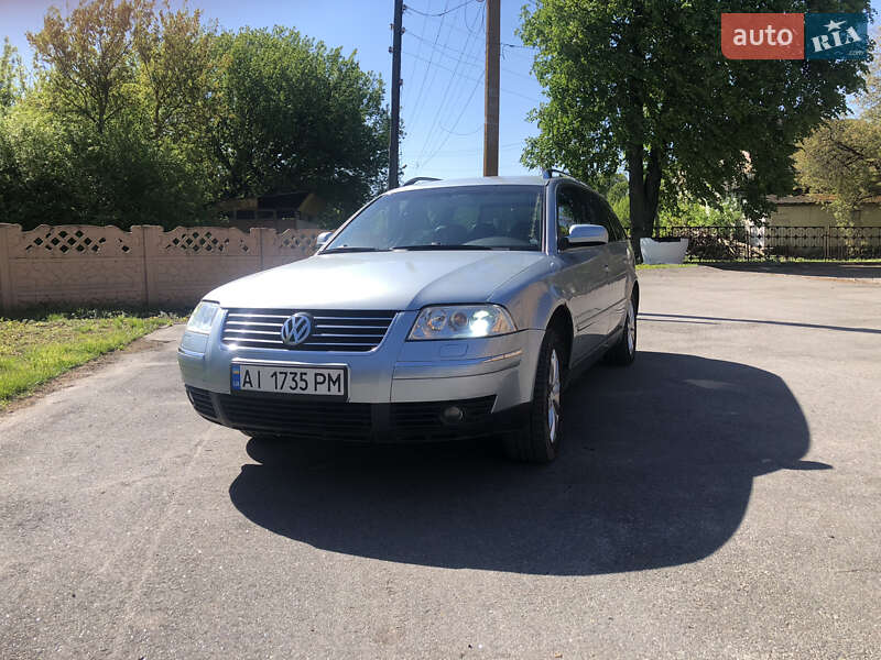 Універсал Volkswagen Passat 2003 в Києві