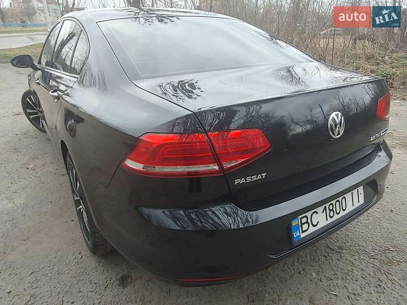 Седан Volkswagen Passat 2016 в Шептицькому