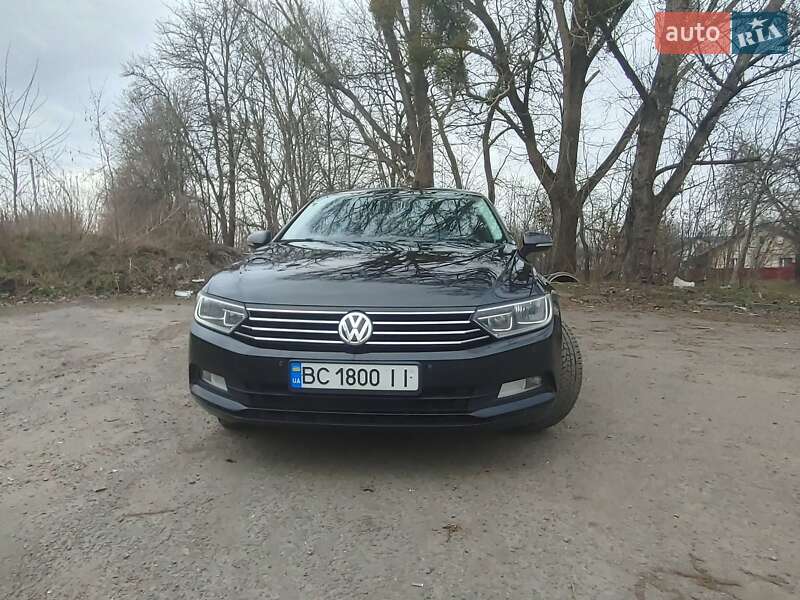 Седан Volkswagen Passat 2016 в Шептицькому