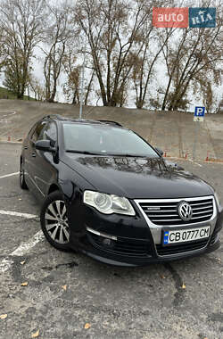 Универсал Volkswagen Passat 2010 в Киеве