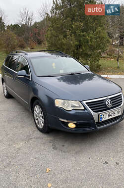 Универсал Volkswagen Passat 2005 в Тараще