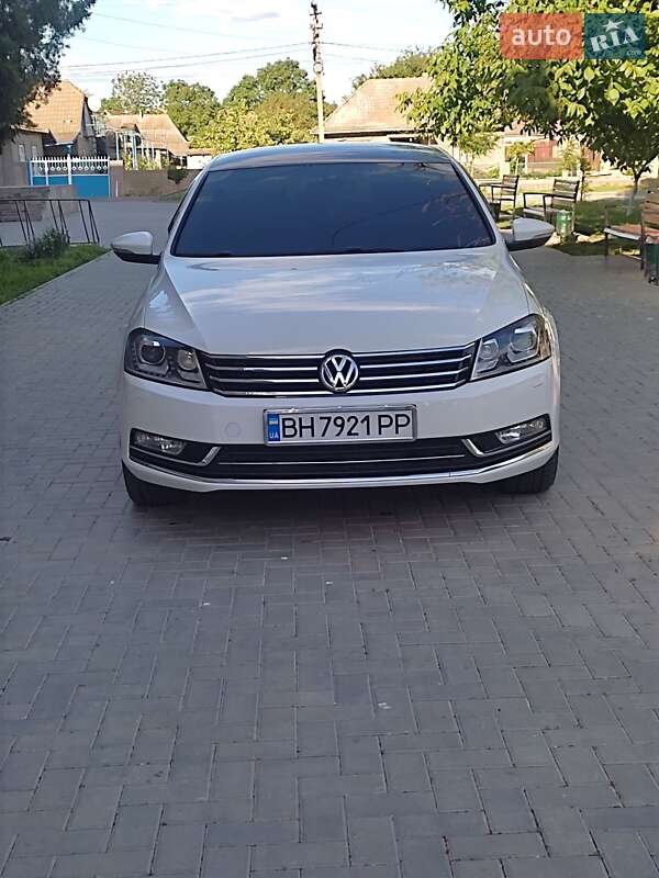 Седан Volkswagen Passat 2012 в Сарате