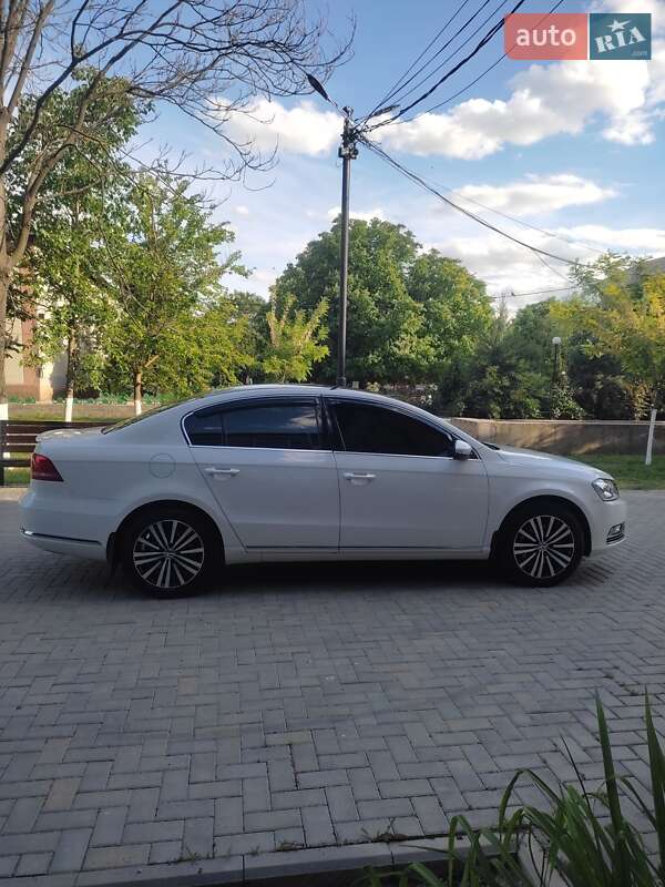 Седан Volkswagen Passat 2012 в Сарате