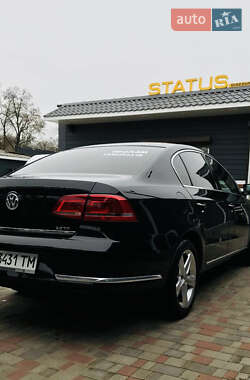 Седан Volkswagen Passat 2011 в Одессе