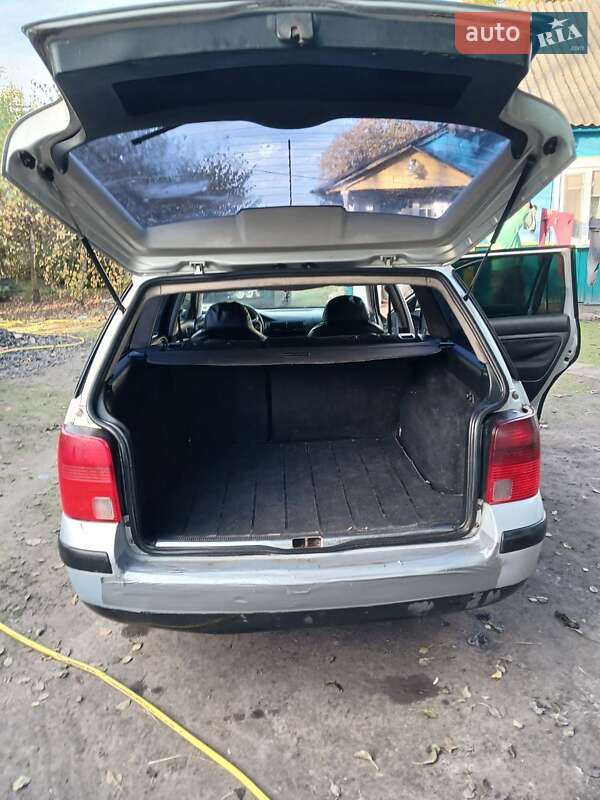 Універсал Volkswagen Passat 2000 в Турійську