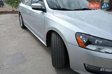 Седан Volkswagen Passat 2013 в Одессе