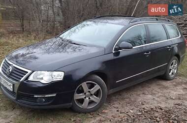 Універсал Volkswagen Passat 2010 в Старокостянтинові