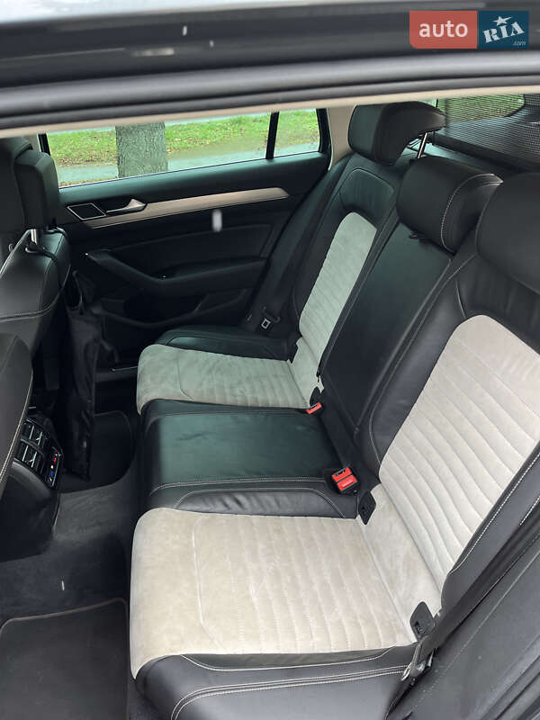 Универсал Volkswagen Passat 2016 в Хмельницком