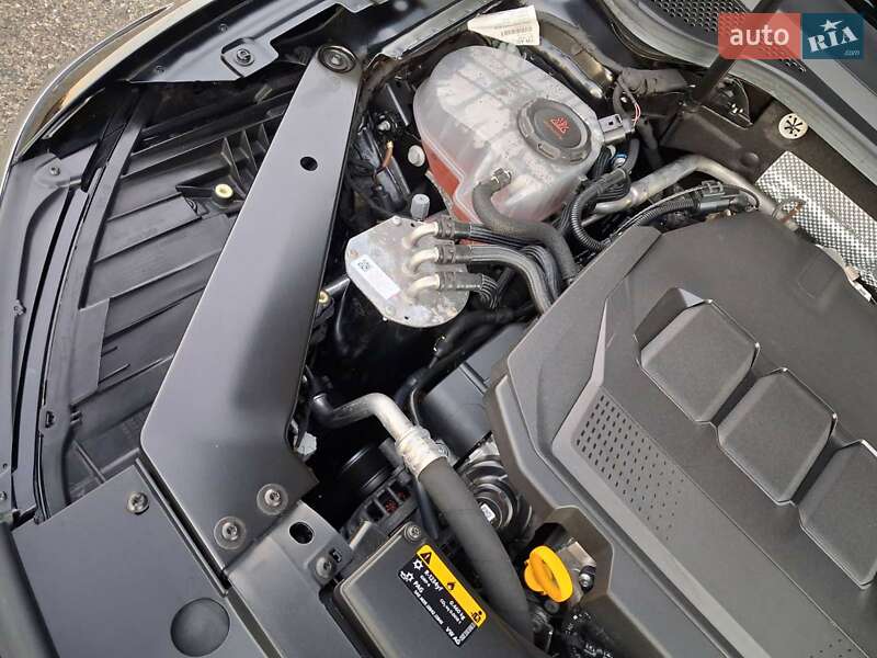 Универсал Volkswagen Passat 2020 в Калуше