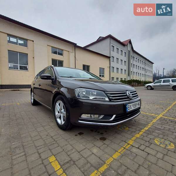Універсал Volkswagen Passat 2012 в Хмельницькому