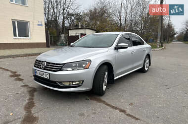 Седан Volkswagen Passat 2013 в Киеве