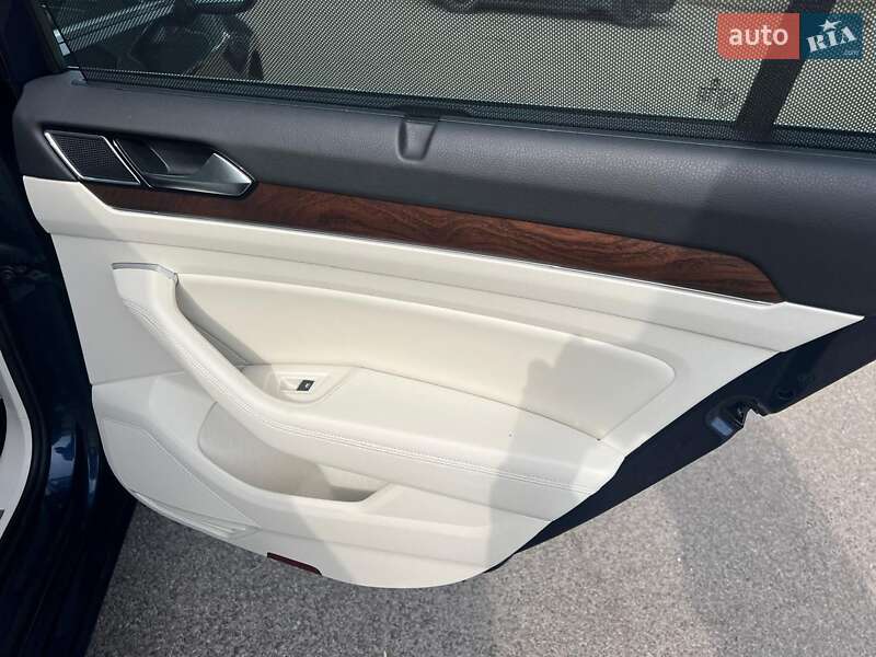 Универсал Volkswagen Passat 2016 в Киеве фото 20 Универсал Volkswagen Passat 2016 в Киеве