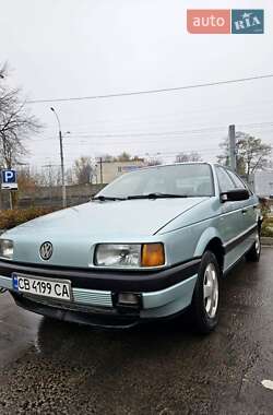 Седан Volkswagen Passat 1991 в Чернігові